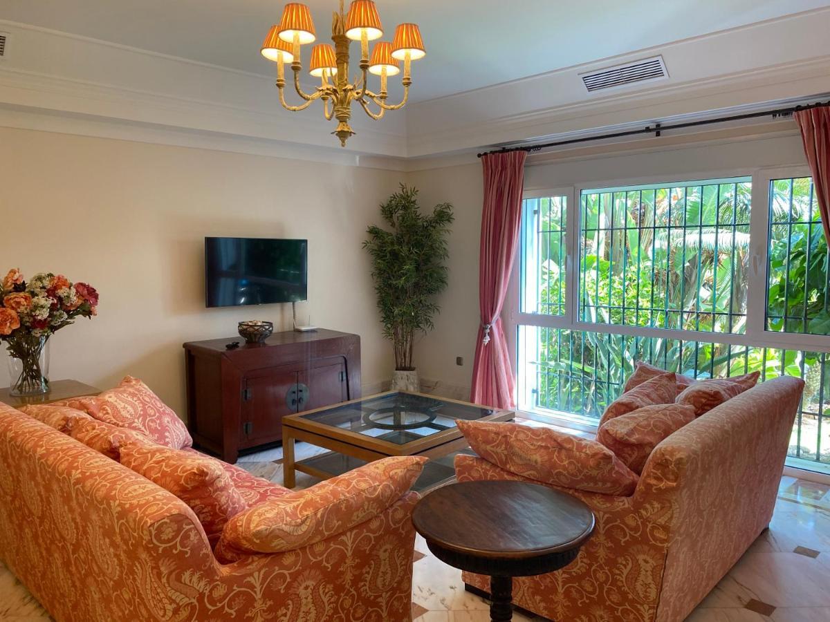 Apartamentos Villa Torreblanca Fuengirola Exterior photo