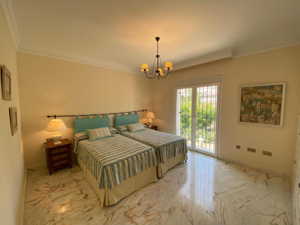 Apartamentos Villa Torreblanca Fuengirola Exterior photo